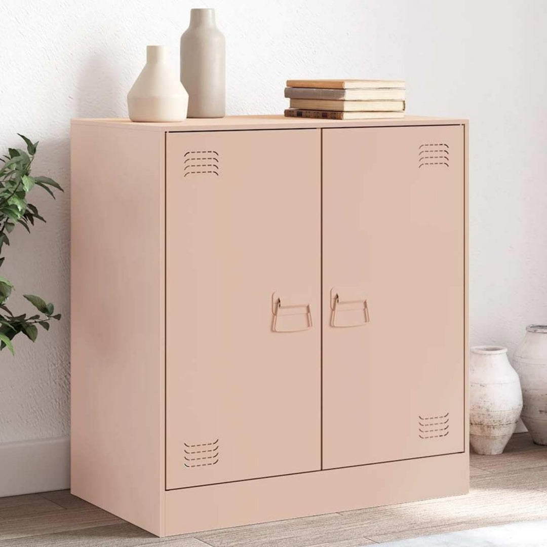 Metallgriffe und 2 Tueren an dem Sideboard