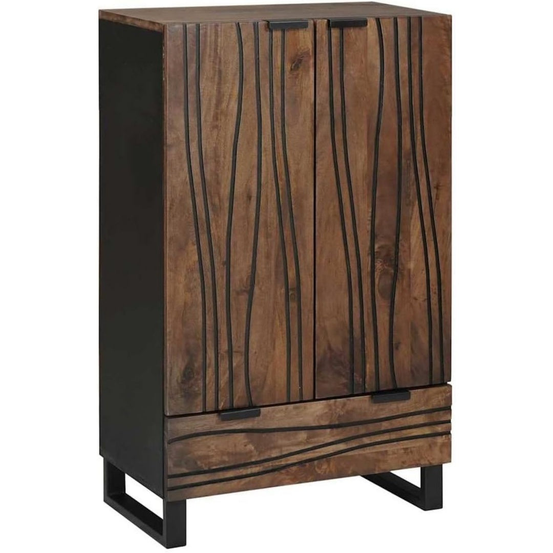 Sideboard aus Mangoholz mit offenen Ablagen