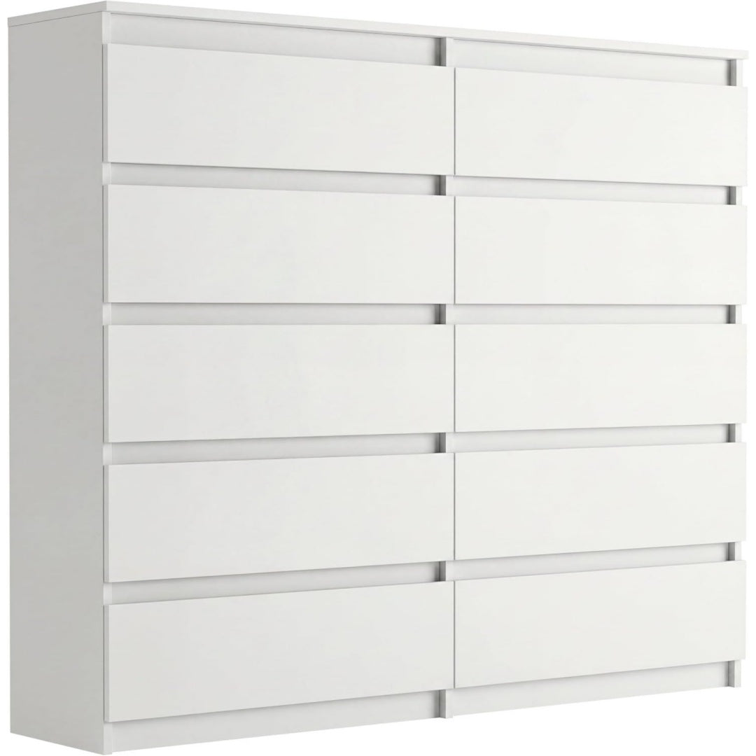 Grifflose Fronten und 10 Schubladen bestimmen den Hochschrank
